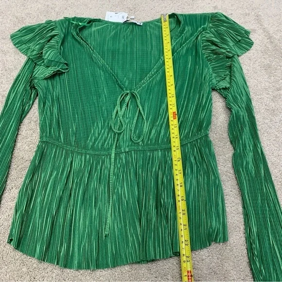 Zara green ruffle pleated V-Neck long sleeve blouse Sz M NWT - Picture 9 of 10